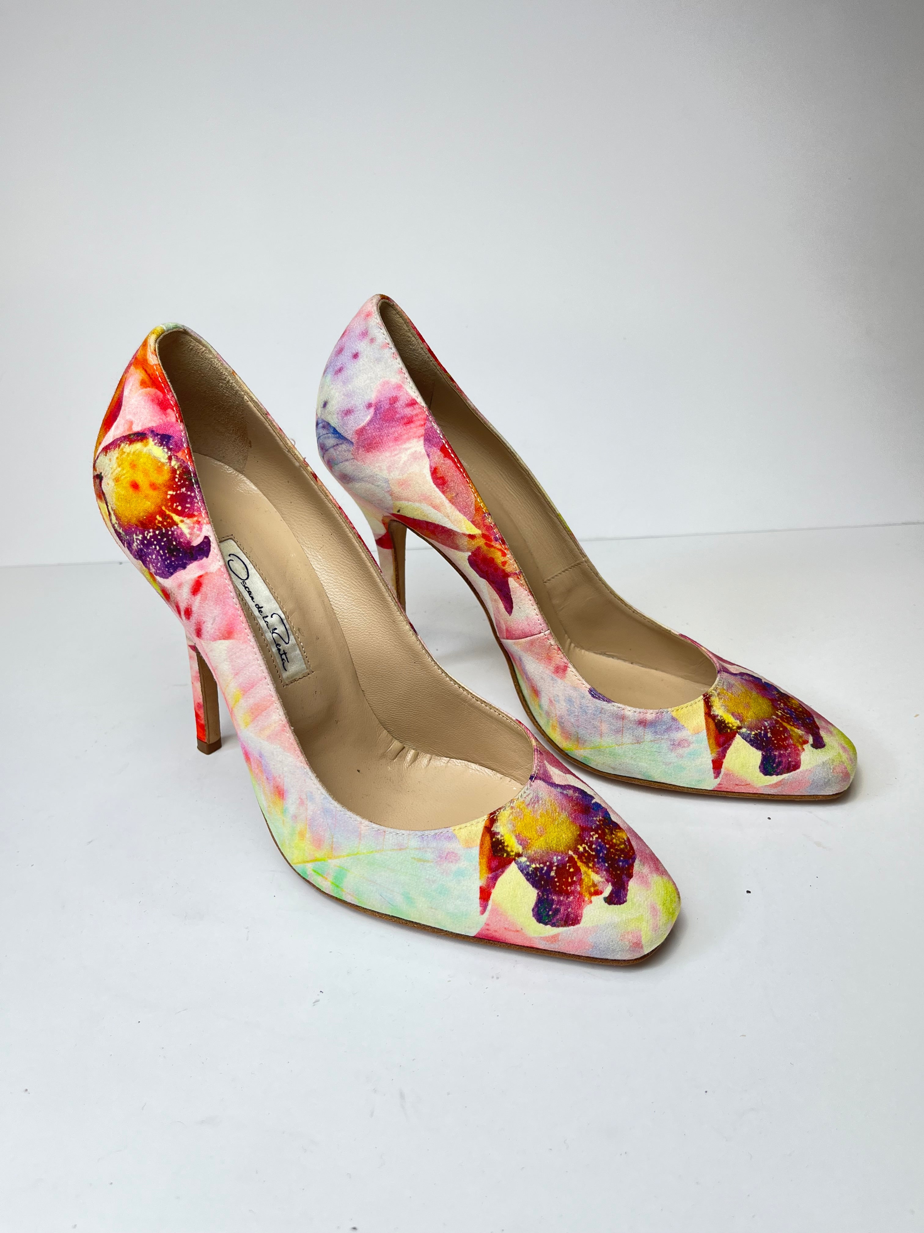 Oscar De La Renta Watercolour Floral Heels 39EU