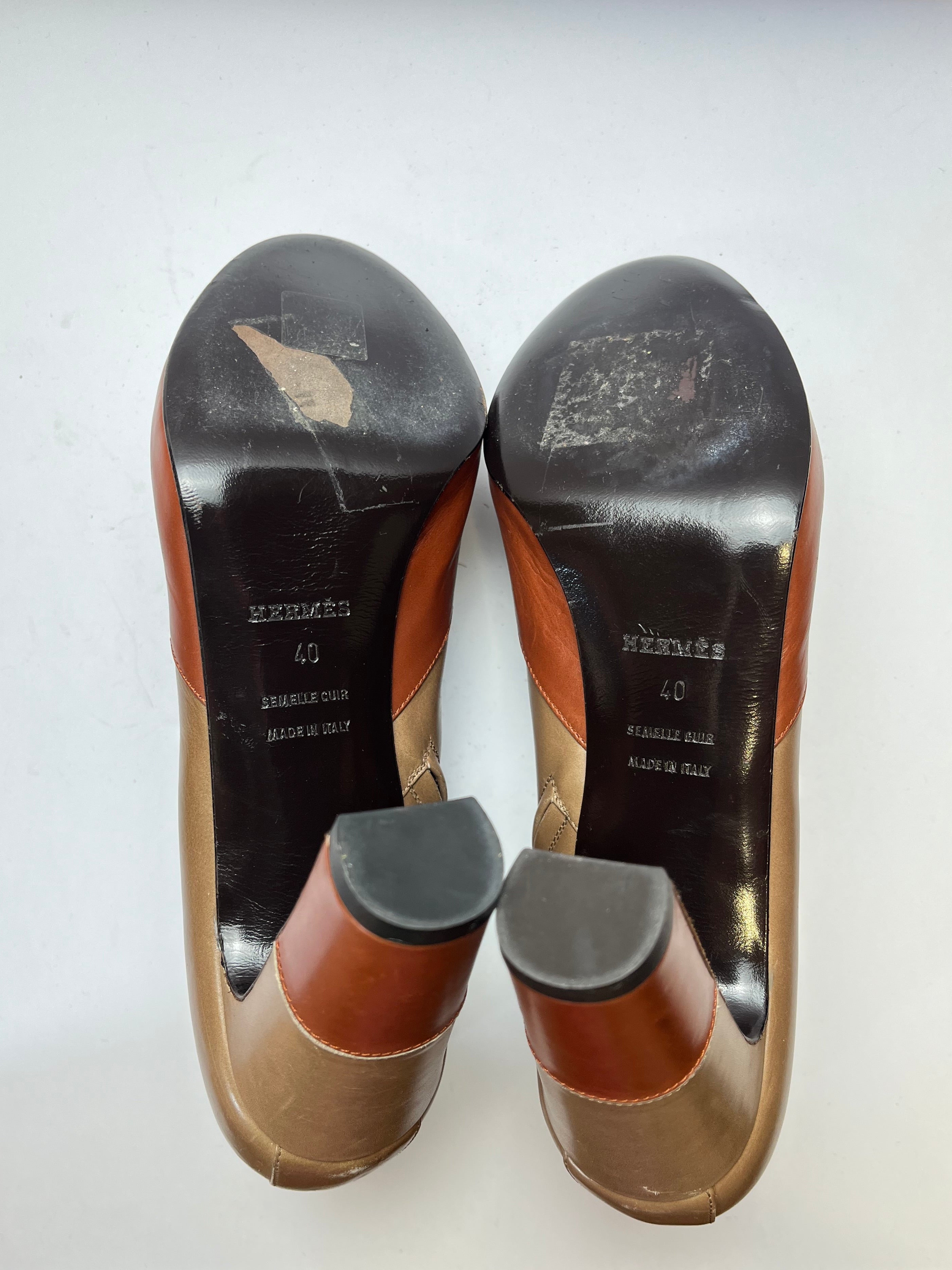 Hermès Daphne  Bicolour Leather Ankle Boots 40EU