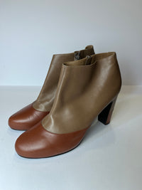Hermès Daphne  Bicolour Leather Ankle Boots 40EU
